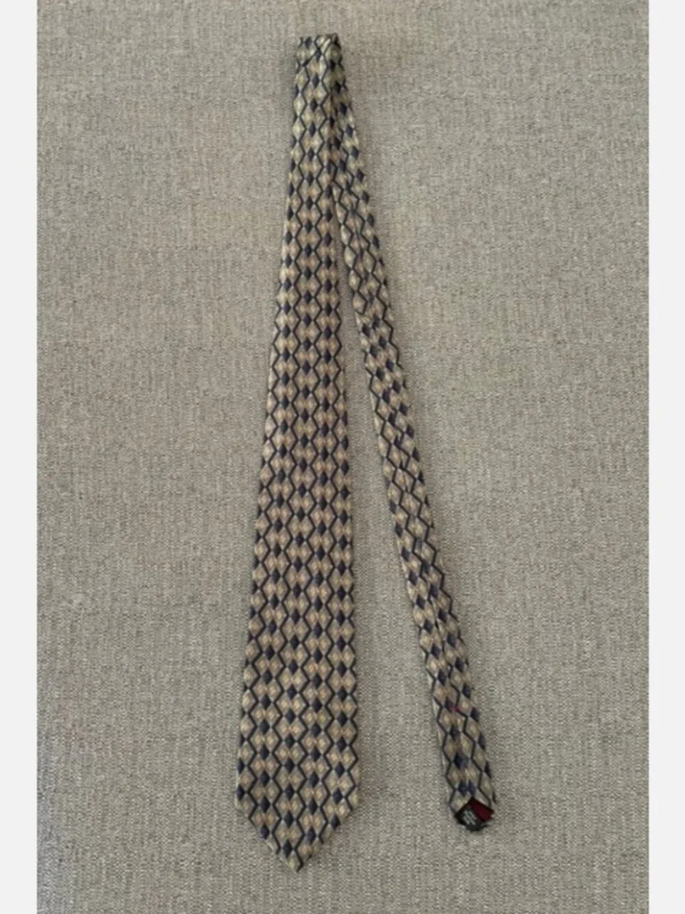 Peter Thomas By Superba 100% Silk Men’s Neck Tie Made In USA Geometric Pattern